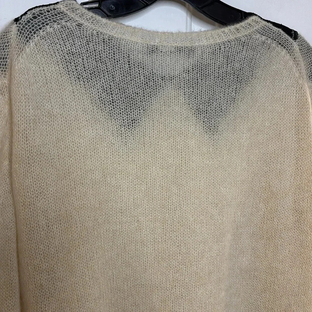 EUC DIOR womens ivory sweater with black lace inset collar size US6 - Picture 6 of 6